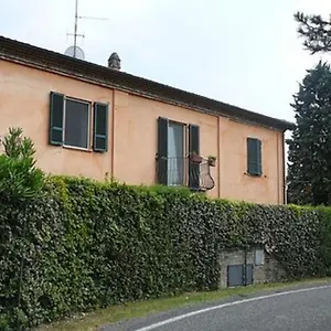  Casa vacanze Charming 1-bed In Italia